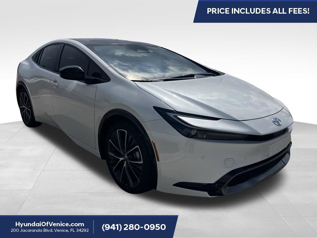 Used 2023 Toyota Prius Limited FWD image 1