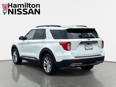 Used 2020 Ford Explorer XLT w/ Equipment Group 202A AWD/4WD image 4