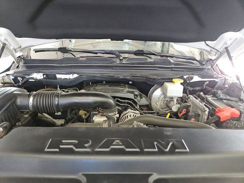 Used 2020 RAM 1500 Laramie image 32