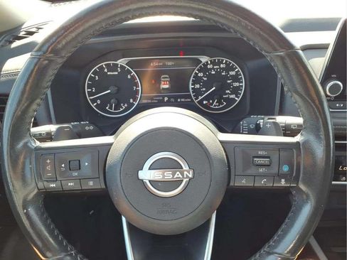 Used 2024 Nissan Rogue SV w/ SV Premium Package FWD image 14