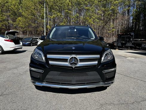 Used 2013 Mercedes-Benz GL 550 4MATIC image 2