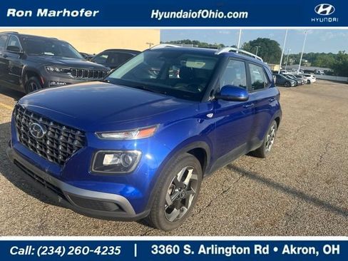Used 2023 Hyundai Venue SEL w/ Cargo Package FWD image 1