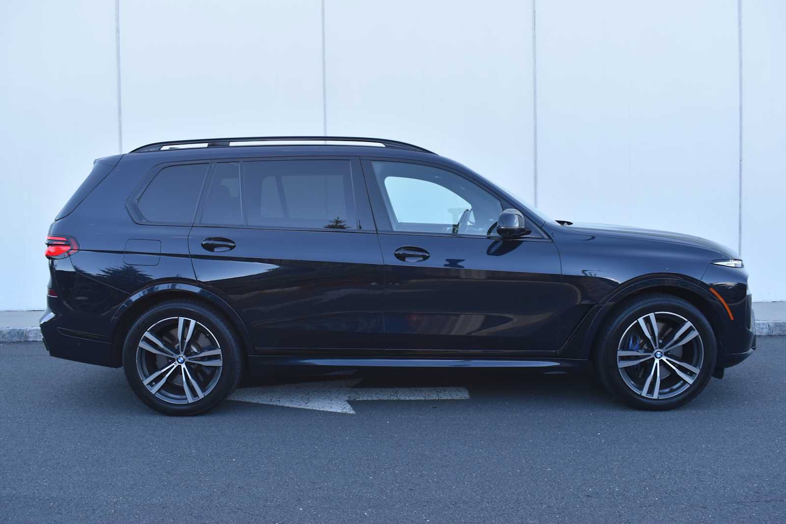 Used 2024 BMW X7 M60i w/ Executive Package AWD/4WD image 4