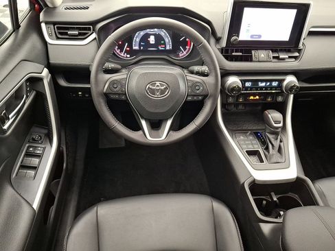 Used 2023 Toyota RAV4 XLE Premium AWD/4WD image 13