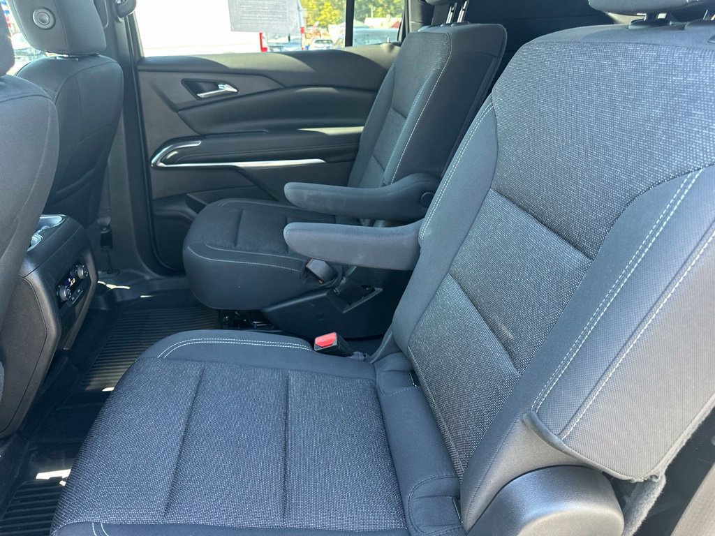 Used 2025 Chevrolet Traverse LT AWD/4WD image 26
