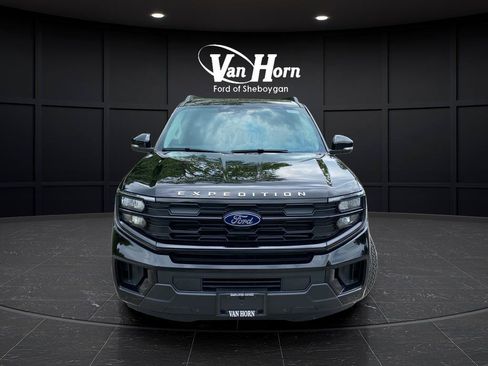 New 2026 Ford Expedition Max Active AWD/4WD image 2