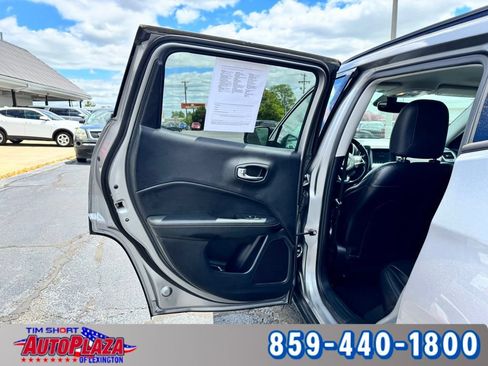 Used 2020 Jeep Compass Latitude FWD image 43