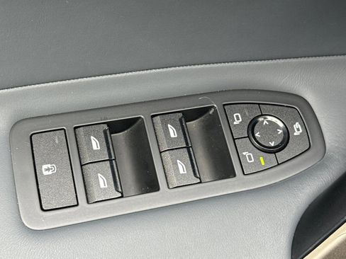 Certified 2023 BMW iX xDrive50 w/ Sport Package image 13