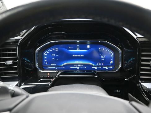 Used 2022 Chevrolet Silverado 1500 LT Trail Boss AWD/4WD image 17