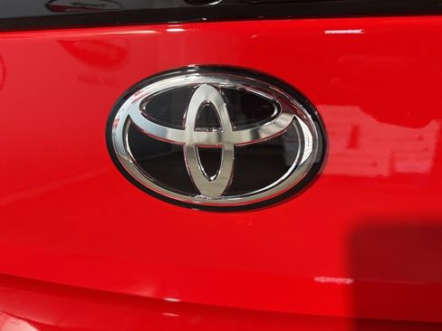 Used 2023 Toyota GR86 Premium image 20