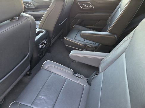 Used 2024 GMC Yukon SLT image 20