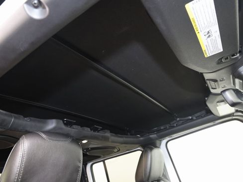 Used 2020 Jeep Gladiator Rubicon w/ Dual Top Group image 11