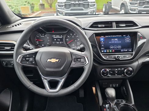 Used 2023 Chevrolet TrailBlazer ACTIV w/ Convenience Package image 32