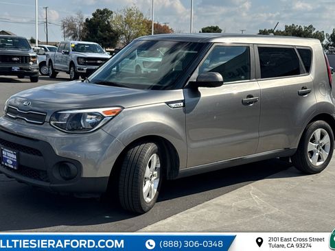 Used 2017 Kia Soul image 6