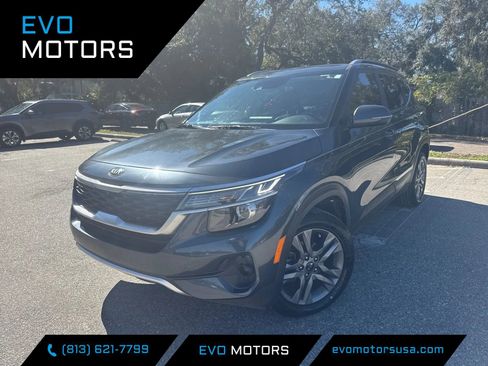 Used 2021 Kia Seltos S FWD image 1