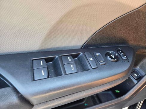 Used 2020 Honda Civic LX image 19