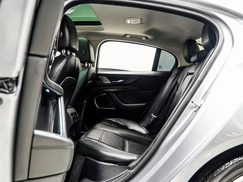 Used 2020 Jaguar XE S image 35