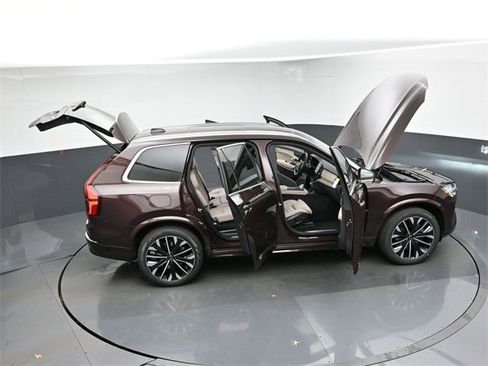 New 2026 Volvo XC90 B6 Ultra image 51
