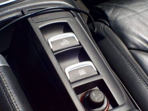 Used 2014 Audi R8 V8 w/ Convenience Package AWD/4WD image 38
