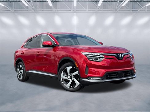 New 2025 VinFast VF 8 Eco image 1