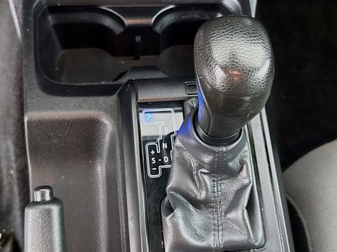 Used 2020 Toyota Tacoma SR RWD image 19