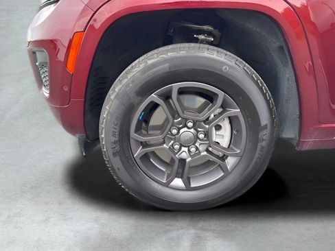 Used 2025 Jeep Grand Cherokee Limited 4xe image 40