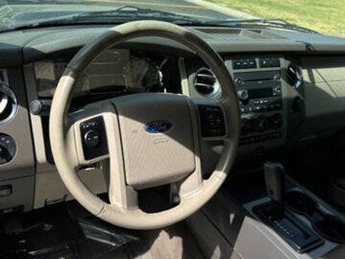 Used 2013 Ford Expedition EL XLT image 12