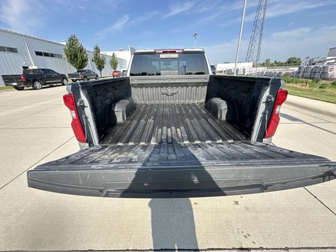 Used 2024 Chevrolet Silverado 1500 LTZ AWD/4WD image 25