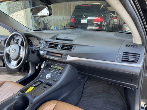 Used 2012 Lexus CT 200h Premium w/ Premium Audio Pkg image 25