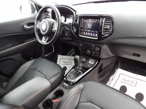 Used 2020 Jeep Compass Limited image 24