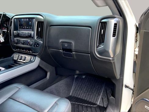 Used 2017 Chevrolet Silverado 1500 LTZ Z71 w/ LTZ Plus Package AWD/4WD image 19