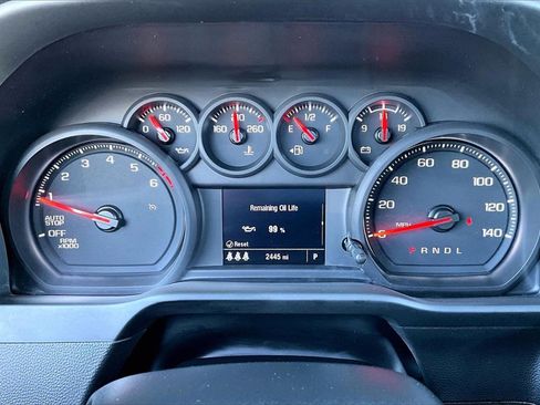 Used 2025 Chevrolet Silverado 1500 Custom image 14