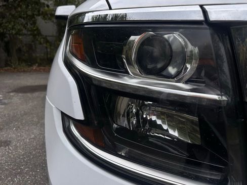 Used 2019 Chevrolet Tahoe LT w/ Luxury Package image 9