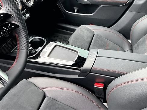 Used 2026 Mercedes-Benz CLA 250 image 7