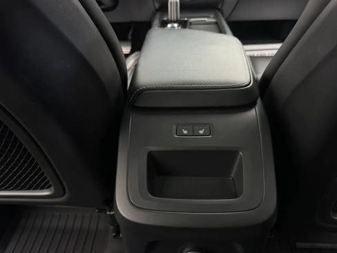 Used 2021 Volvo XC60 T8 R-Design w/ Advanced Package AWD/4WD image 22