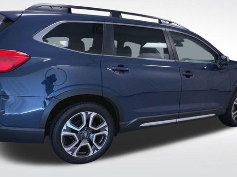 Used 2023 Subaru Ascent Limited w/ Technology Package AWD/4WD image 8