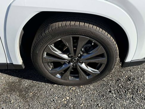 Used 2023 Lexus UX 250h F Sport image 7