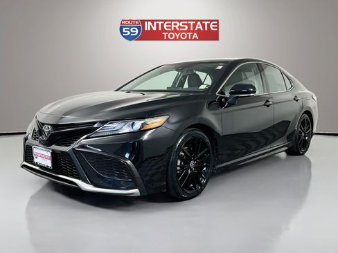 Certified 2023 Toyota Camry XSE w/ Cold Weather Package AWD/4WD image 3