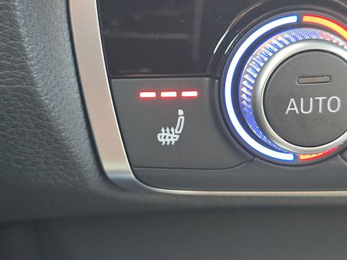 New 2025 Audi Q3 2.0T Premium Plus image 13