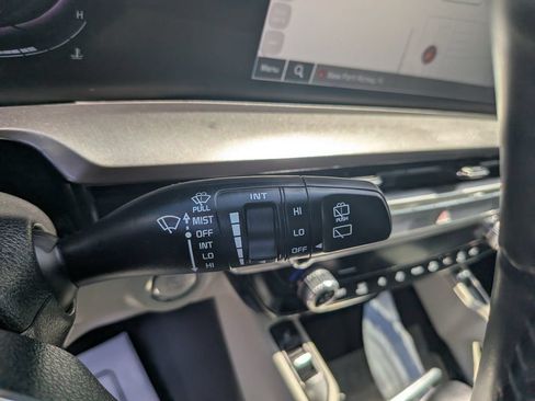 Used 2023 Kia Telluride S w/ S Sunroof Package FWD image 34