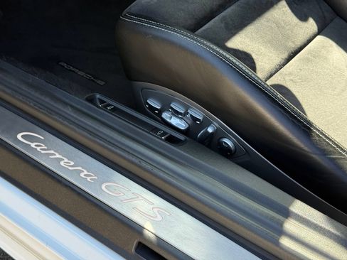 Certified 2016 Porsche 911 Carrera GTS RWD image 32
