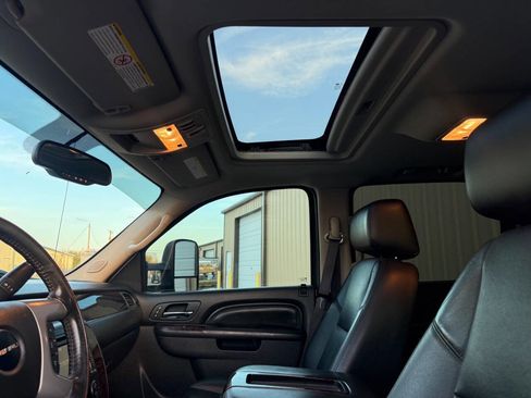 Used 2014 GMC Sierra 3500 Denali image 15