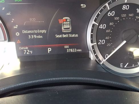 Used 2023 Toyota Highlander LE AWD/4WD image 25