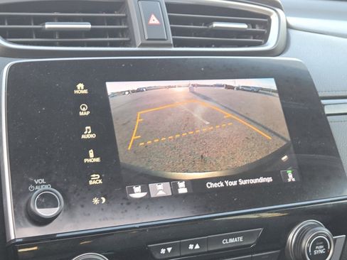 Used 2017 Honda CR-V Touring image 11