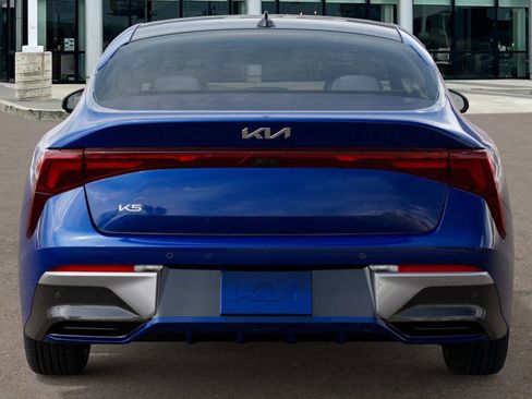New 2025 Kia K5 EX image 14