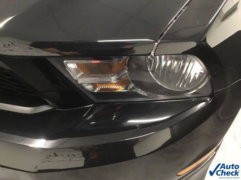 Used 2012 Ford Mustang Premium image 26