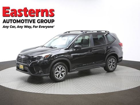Used 2023 Subaru Forester Premium AWD/4WD image 61