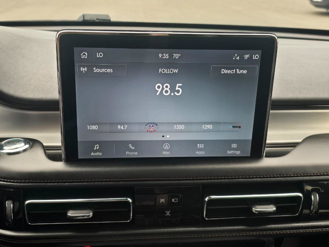 Used 2024 Lincoln Aviator AWD w/ Premium Package image 9