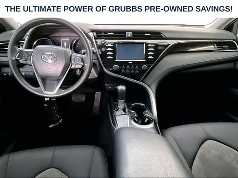 Used 2020 Toyota Camry LE FWD image 20