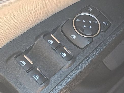 Used 2018 Ford Fusion S FWD image 21